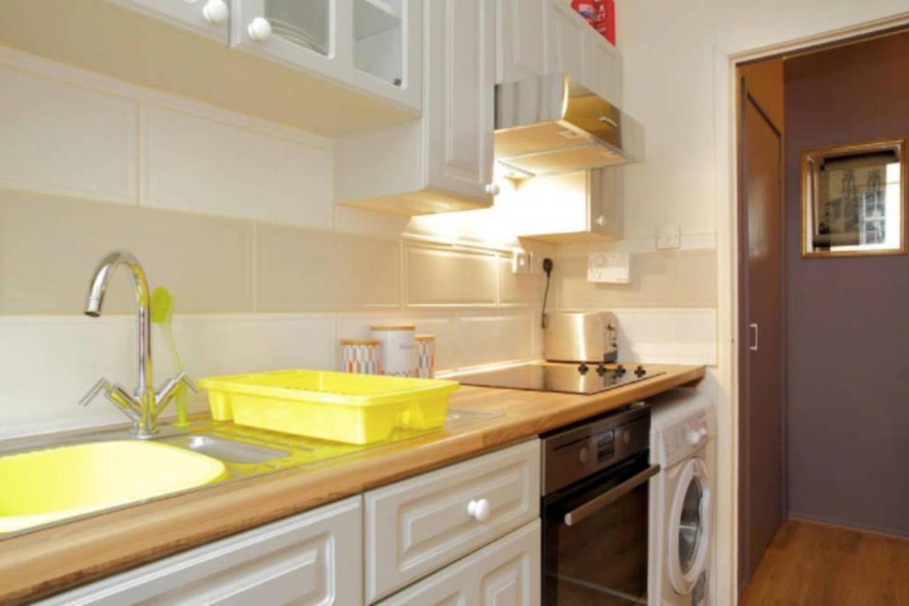 Joivy Stylish Castle View Apartment Edinburgh Luaran gambar